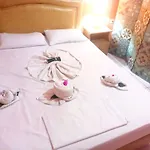 尤金妮亚酒店及公寓 拉加纳斯
