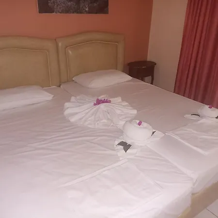 Laganas Beach Hotel Апарт-отель