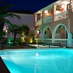 Laganas Beach Hotel 3* لاغاناس