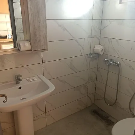 Laganas Beach Hotel 3*