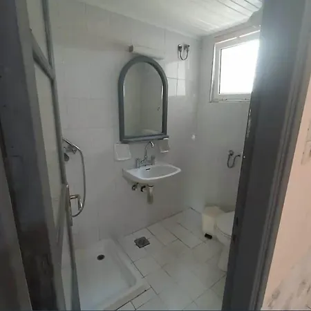 Ξενοδοχείο με διαμερίσματα Laganas Beach Hotel 3*